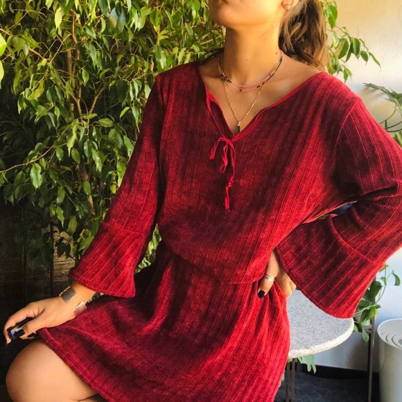 Papillon Blanc Dresses & Skirts - SOLD! Papillon Blanc Crushed Velvet Dress